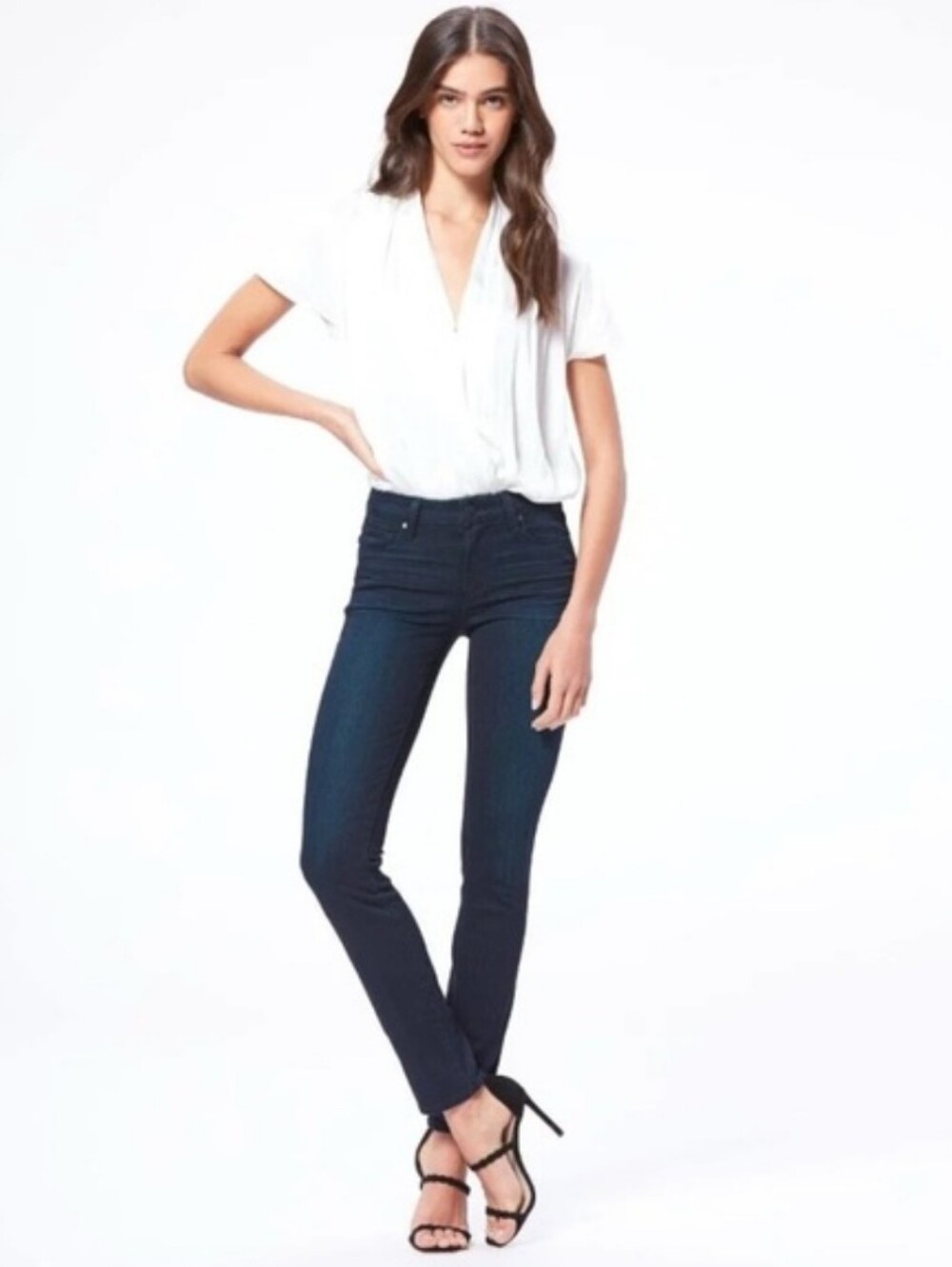 PAIGE Skyline Skinny Jeans Dark Wash Size 26 Stretch Denim